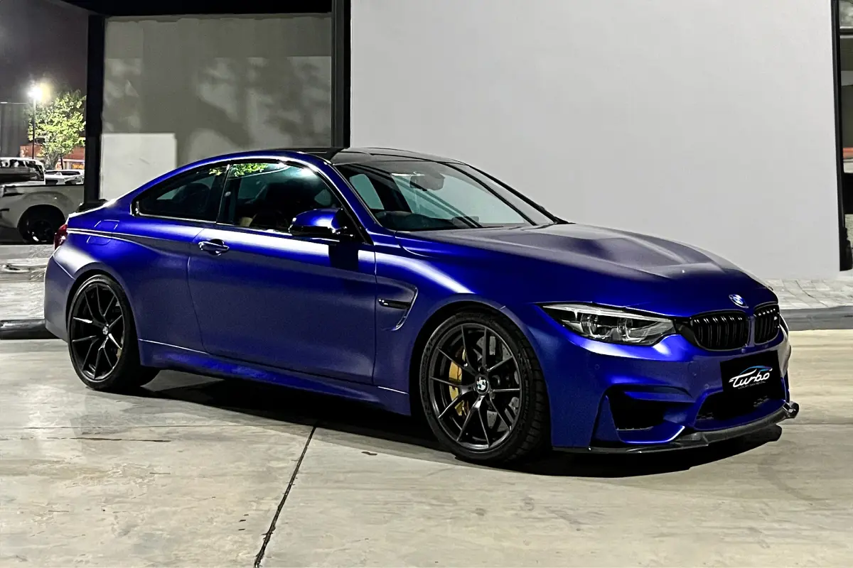 BMW M4 CS
